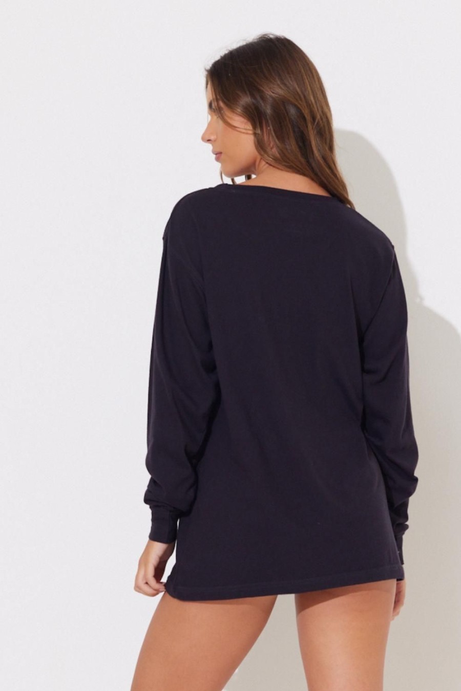 Women Ocean Drive | Washed Black Salt Washed Long Sleeved Pocket Tee