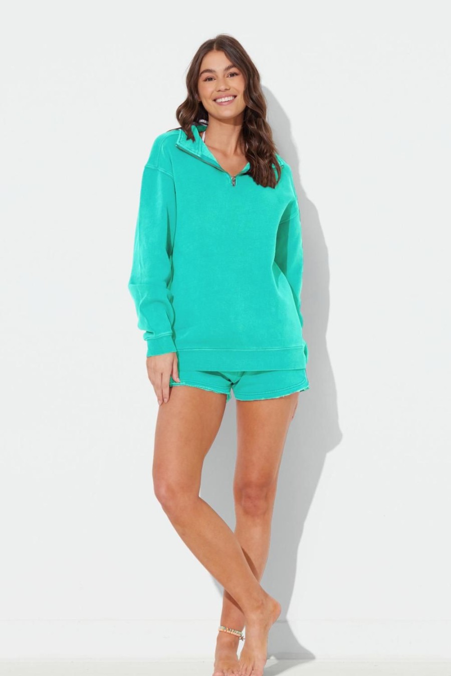 Women Ocean Drive | Island Green Pigment Dye Short