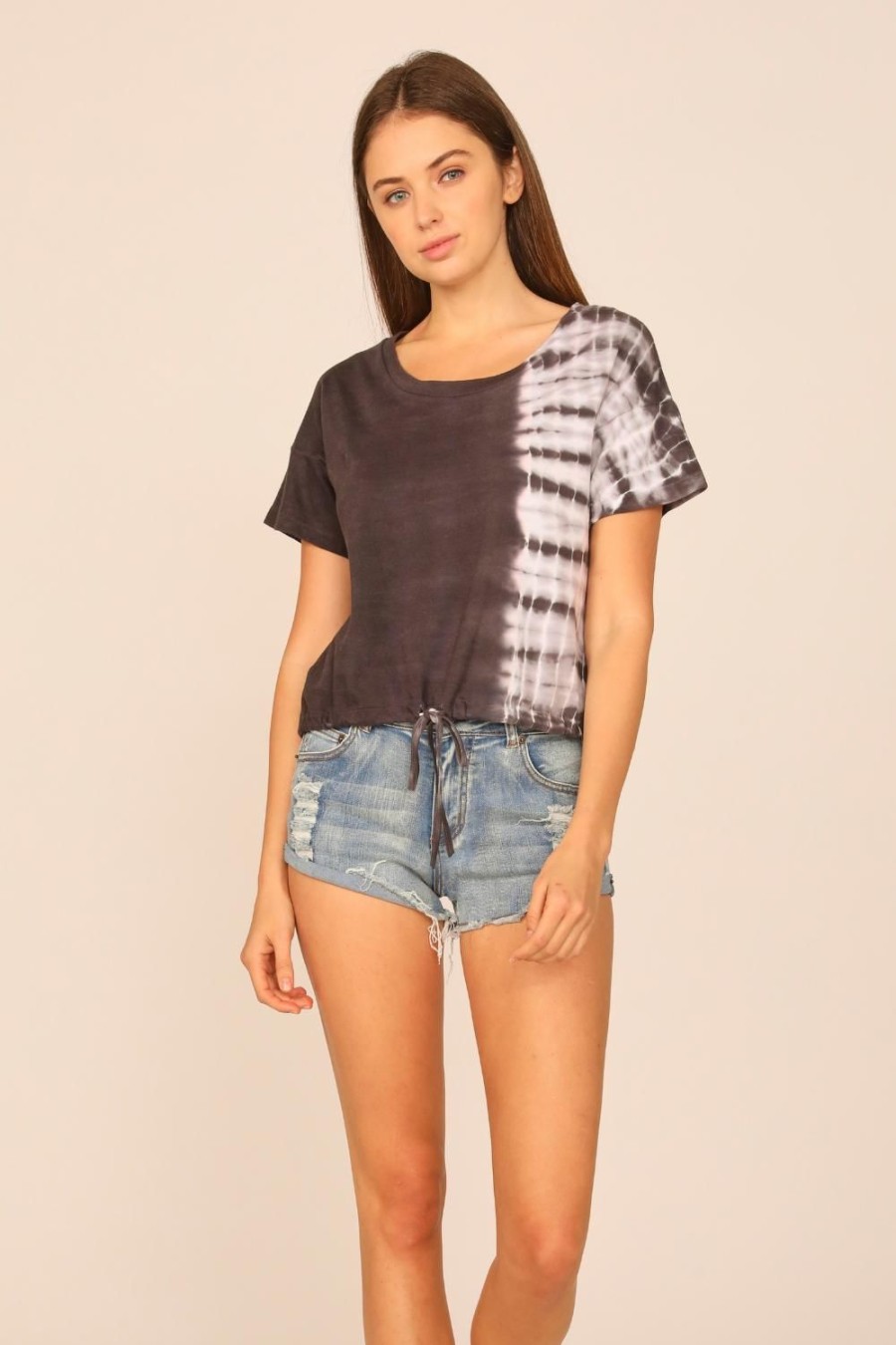 Women Ocean Drive | Washed Black Split Tie Dye Tie Bottom Tee