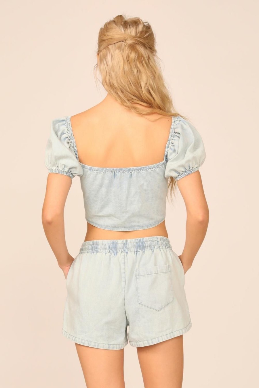 Women Ocean Drive | Light Wash Denim Tencel Tie Front Puff Sleeve Top