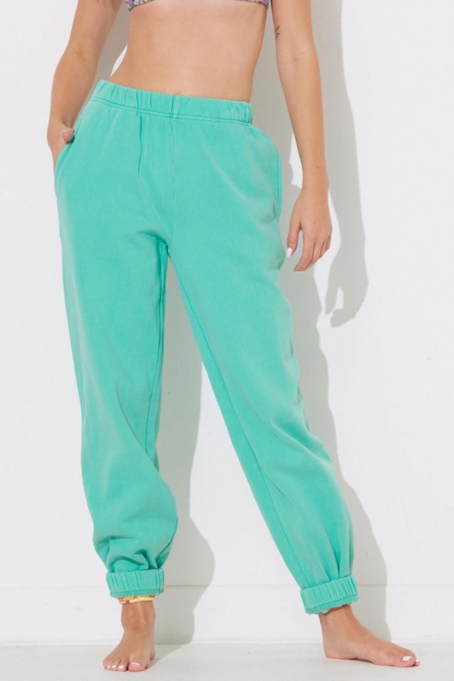 Women Ocean Drive | Island Green Pigment Dye Jogger