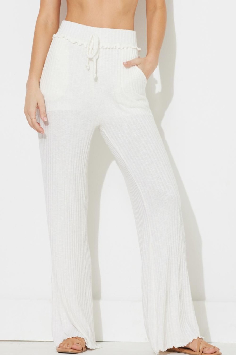 Women Ocean Drive | White Solid Rib Lettuce Edge Pants