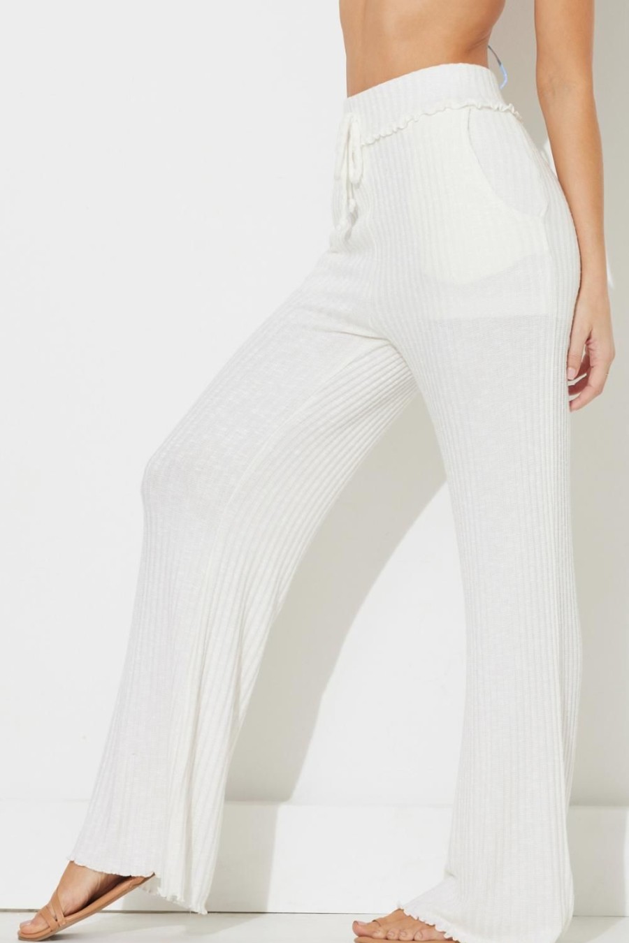 Women Ocean Drive | White Solid Rib Lettuce Edge Pants